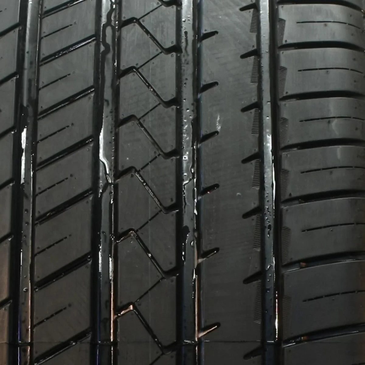 Lionhart LH-Five All Sizeeason 255/55R19 111V XL Passenger Tire