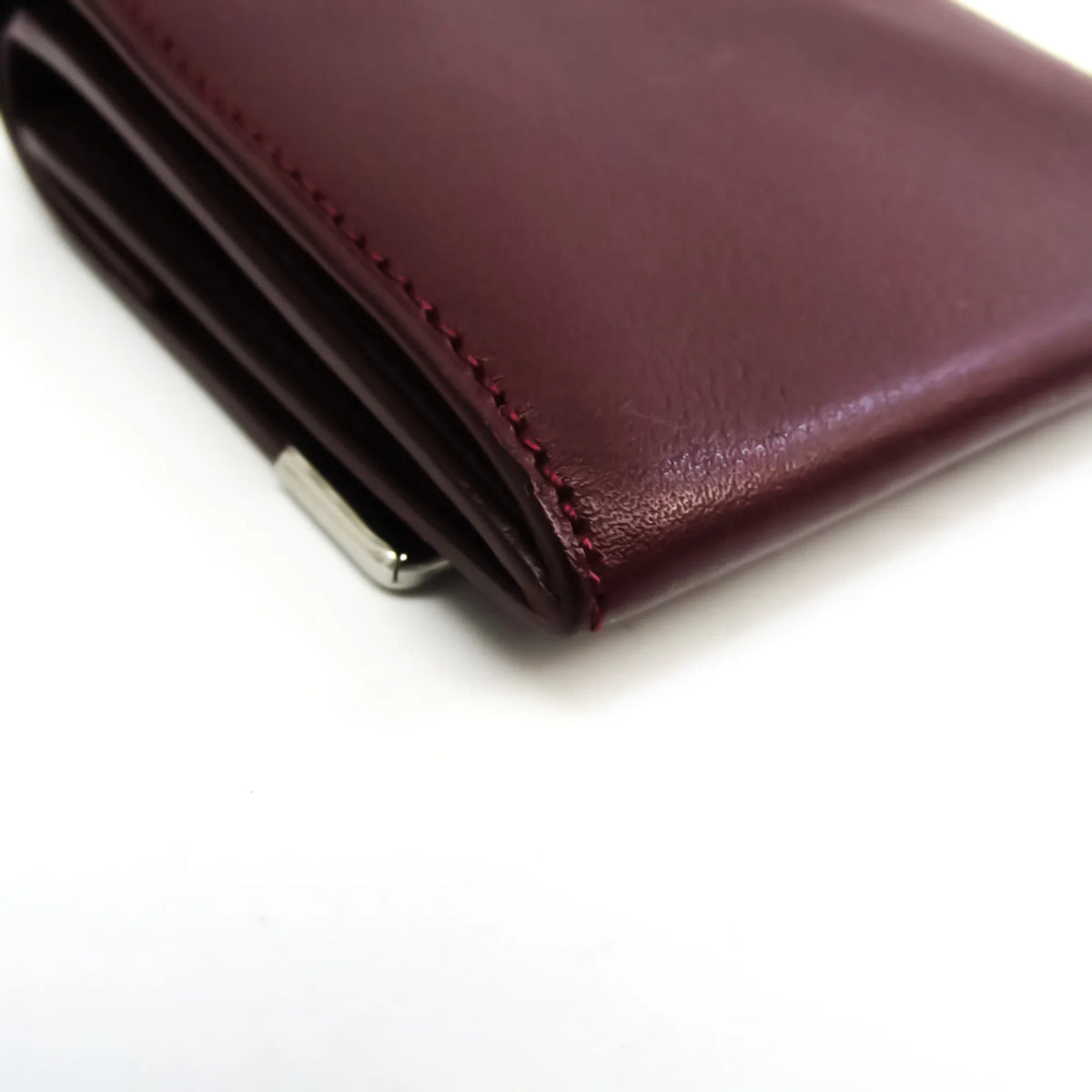 Pre-Owned Cartier Cabochon L3000570 Unisex  Calfskin Coin Purse/coin Case Bordeaux (Good)