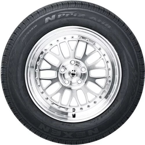 Nexen NPriz AH8 205/65R16 95H BSizeW (2 Tires) Fits: 2016-21 Chevrolet Malibu L, 2013-17 Honda Accord LX