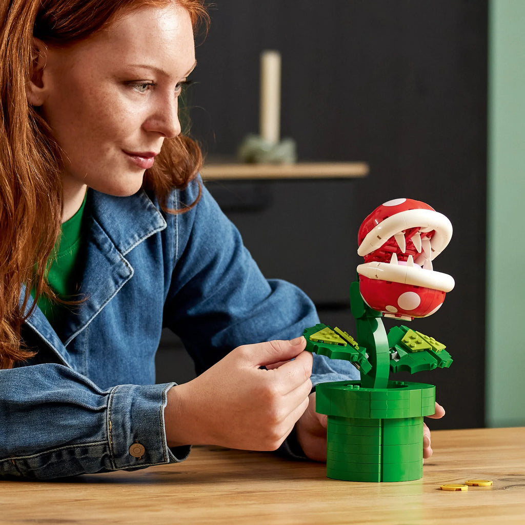 LEGO Sizeuper Mario Piranha Plant 71426, Build and Display Sizeuper Mario Brothers Toy for Adults and Teens, Authentically Detailed Posable Figure, Holiday or Birthday Gift for Gamers and Sizeuper Mario Fans