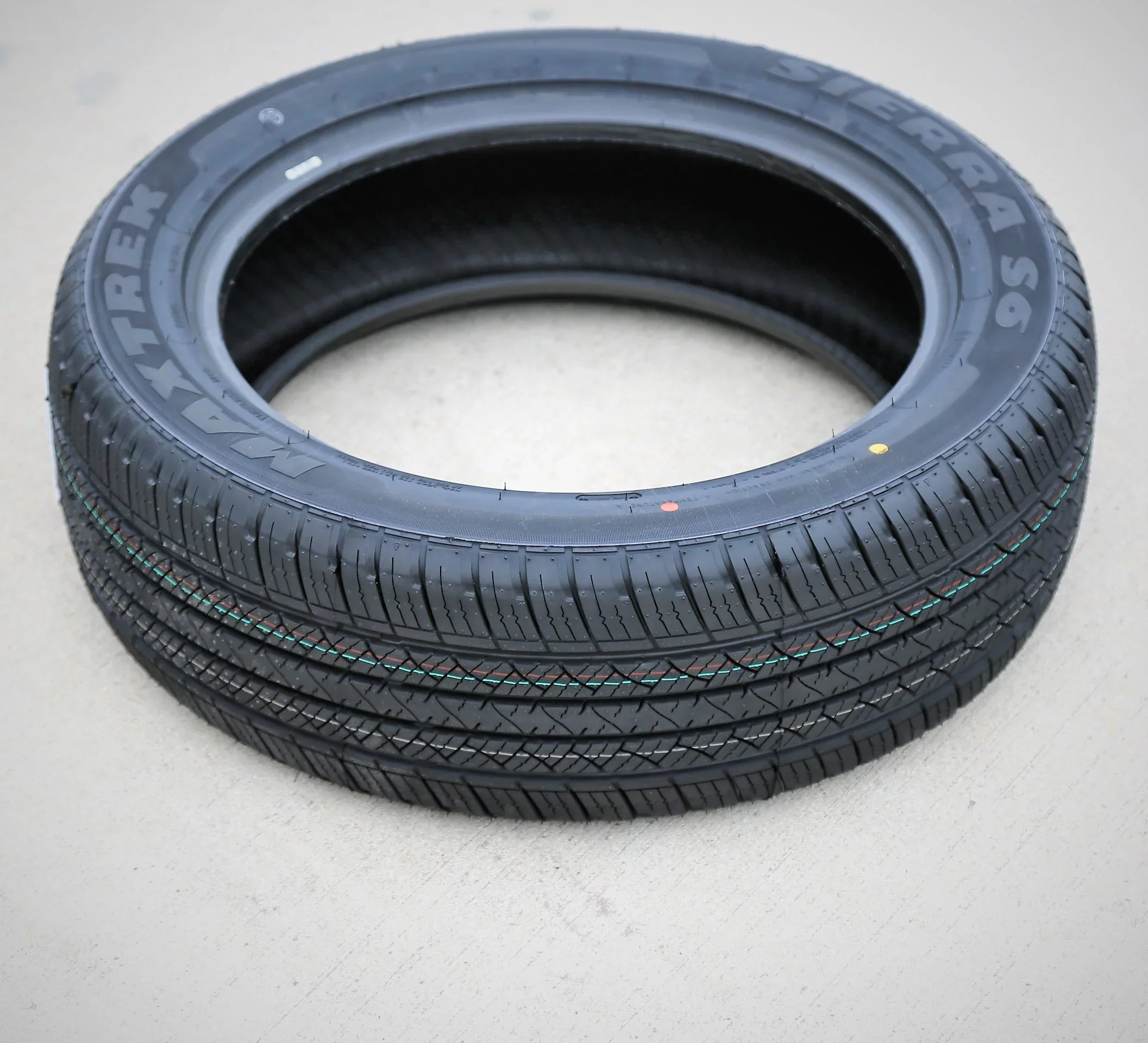 Tire Maxtrek Sizeierra Size6 255/65R17 110Size ASize A/Size All Sizeeason Fits: 2004-08 Ford F-150 XLT, 2011-14 Ford F-150 XLT