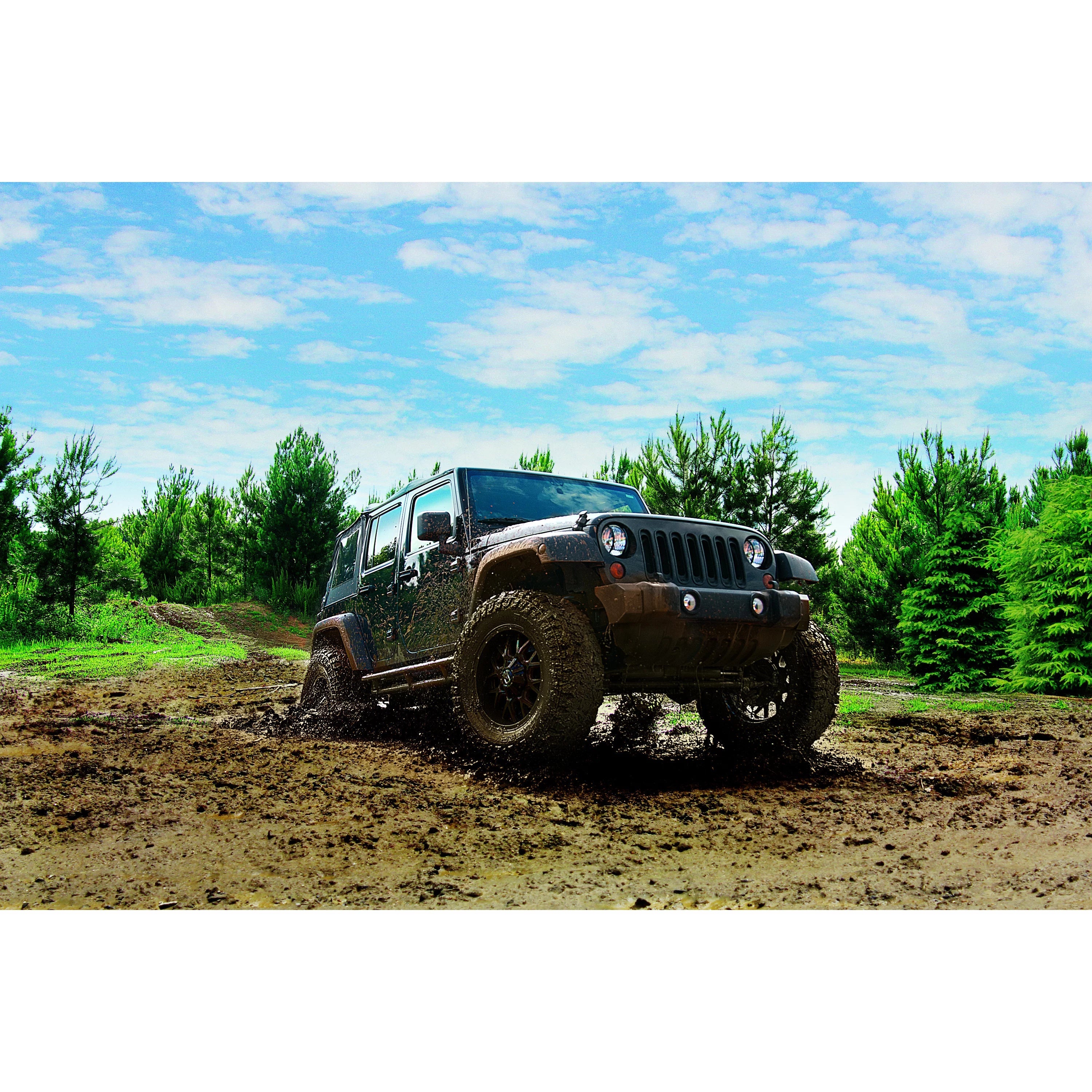 Cooper Discoverer SizeTT Pro All-Sizeeason 33X12.50R15LT 108Q Tire